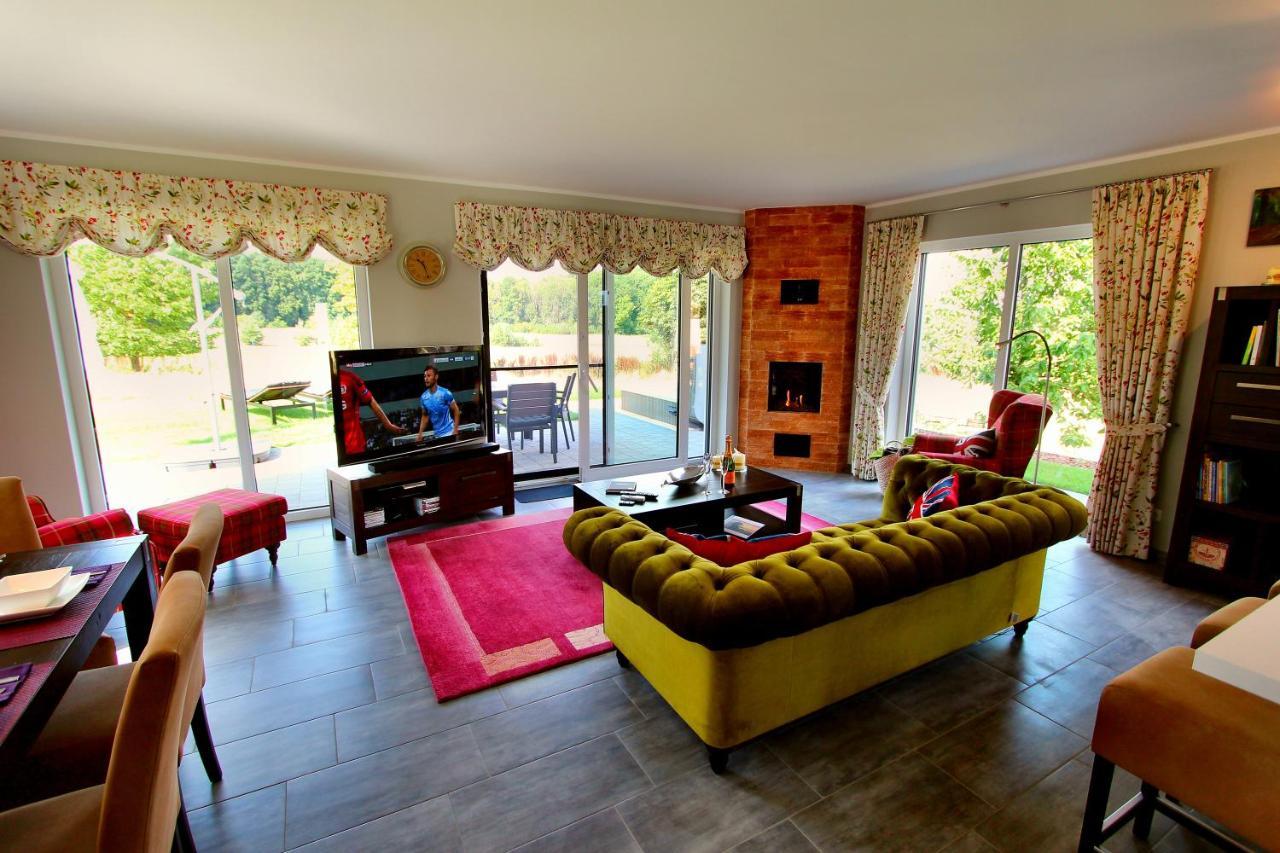 Villa Tee Time Ґерен-Леббін Екстер'єр фото
